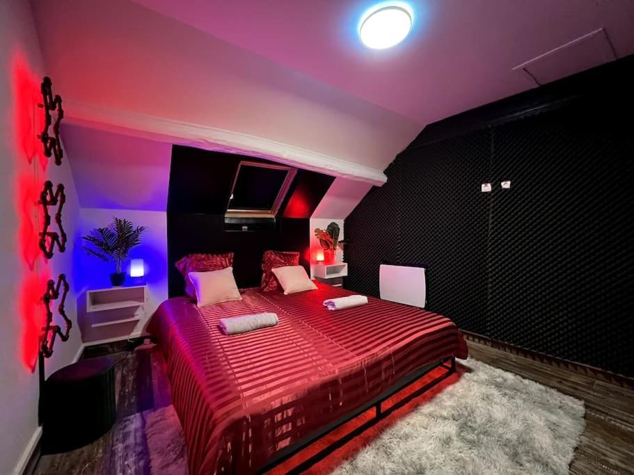 Red Love-Room / Balneo & Plus ! Souppes-sur-Loing Exterior photo